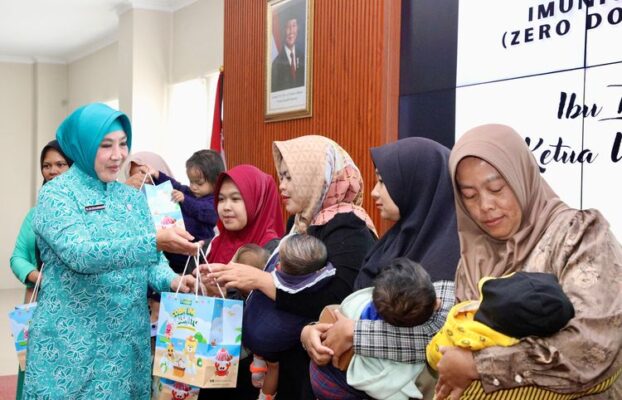 Tri Tito Karnavian Buka Gebyar Imunisasi Anak dengan Zero Dose di Tasikmalaya